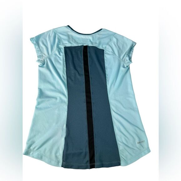 Nike Women’s Short Sleeved Running Tee (Med) - Picture 2 of 8